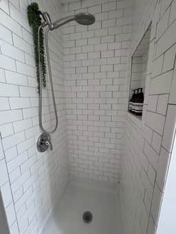 🌿The Alcove by Jungle House Downtown & Short North - Walk to High Street-Near Convention Center,OSU & Nationwide Arena Private Parking 5,800 Reviews - Image 5