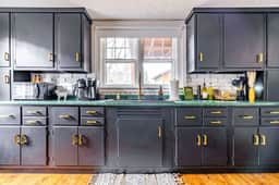 🌿 Jungle Thyme by Jungle House | Downtown Chillicothe | Walk to Historic District | 5,800+ Reviews | Private Parking - Image 4