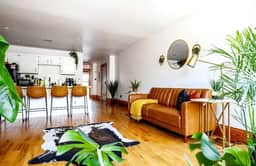 🌿Casa On High by Jungle House | Downtown & Short North | Free Parking | 5,800+ Reviews | Near Convention Center & Nationwide Arena & Ohio State | Right on High Street - Image 4