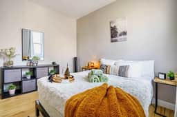 🌿 Jungle Aura by Jungle House | Downtown & Short North | Near Convention Center, Nationwide Arena & Ohio State | Free Parking | 5,800+ Reviews - Image 4