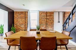 🌿Cozy Casita by Jungle House | Downtown & Short North | Free Parking | 5,800+ Reviews | Near Convention Center & Nationwide Arena & Ohio State | Walk to High Street - Image 3