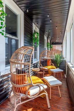 🌿Blue Casita by Jungle House | 5,800+ Reviews | Near Nationwide Arena, OSU & Convention Center | Downtown & Short North | Walkable to High Street | Free Parking  🌿 Blue Casita by Jungle House | Walkable to High Street | Near Na - Image 2