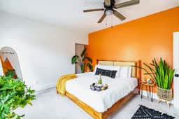 🌿Casa Nova by Jungle House | Near OSU, Convention Center & Nationwide Arena | 5,800+ Reviews | Downtown & Short North | Free Parking - Image 3
