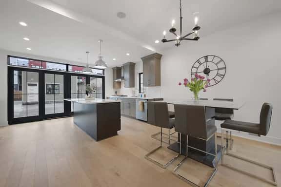 🌿Casa Cielo by Jungle House | Walk to High Street | Near Convention Center, OSU & Nationwide Arena | Downtown & Short North | 5,800+ Reviews | Free Parking - Image 1