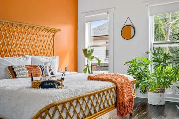 🌿Junglalow by Jungle House | Downtown & Short North | Free Parking | 5,800+ Reviews | Near Convention Center & Nationwide Arena & Ohio State | Walk to High Street - Image 1