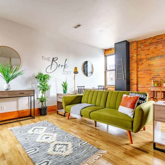 🌿Book Loft by Jungle House | Downtown & Short North | Free Parking | 5,800+ Reviews | Near Convention Center & Nationwide Arena & Ohio State | Right on High Street - Image 1