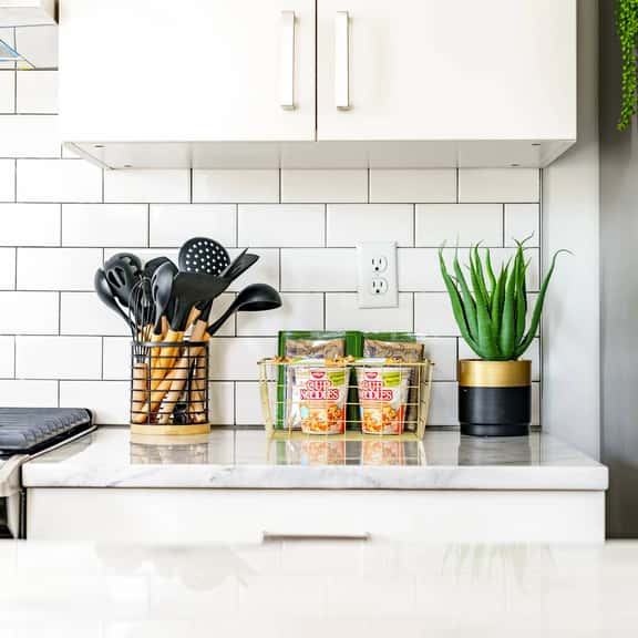 Cozy Cabana by Jungle House | Downtown & Short North | Free Parking | Near Convention Center & OSU - Image 1