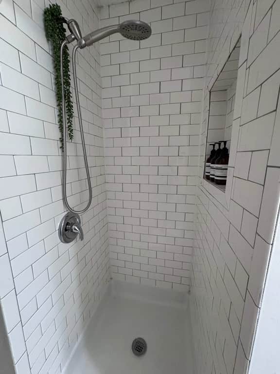 🌿The Alcove by Jungle House Downtown & Short North - Walk to High Street-Near Convention Center,OSU & Nationwide Arena Private Parking 5,800 Reviews - Image 5
