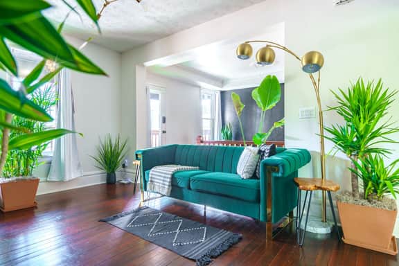 🌿Jungle Casa by Jungle House | Near Nationwide Arena, Convention Center & OSU | Downtown & Short North | Walkable to High Street | 5,800+ Reviews | Private Parking - Image 2