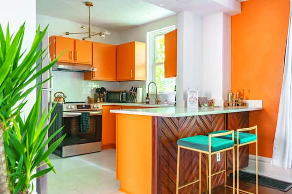 🌿Jungle Casa by Jungle House | Near Nationwide Arena, Convention Center & OSU | Downtown & Short North | Walkable to High Street | 5,800+ Reviews | Private Parking - Image 5