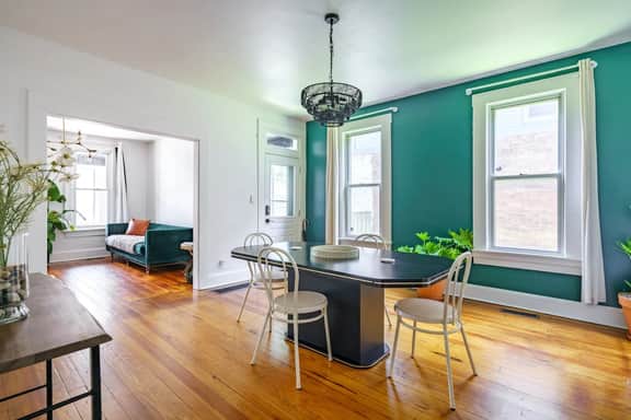 🌿Blue Casita by Jungle House | 5,800+ Reviews | Near Nationwide Arena, OSU & Convention Center | Downtown & Short North | Walkable to High Street | Free Parking  🌿 Blue Casita by Jungle House | Walkable to High Street | Near Na - Image 5
