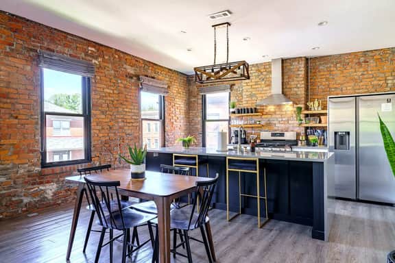 🌿Jungle Vibe by Jungle House | Downtown & Short North | Free Parking | 5,800+ Reviews | Near Convention Center & Nationwide Arena & Ohio State | Walk to High Street - Image 3