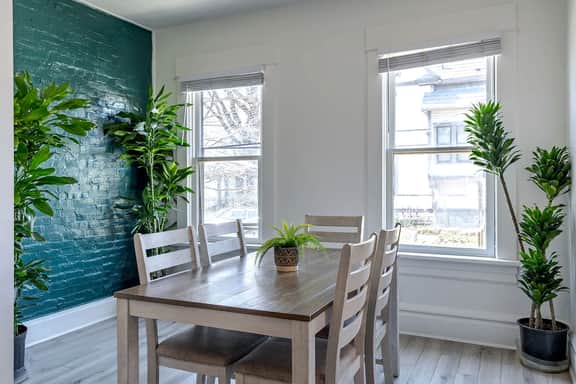 🌿Casa Terra by Jungle House | Near Convention Center, OSU & Nationwide Arena | Downtown & Short North | 5,800+ Reviews | Free Parking - Image 2