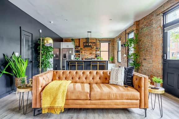 🌿Jungle Jive by Jungle House | Downtown & Short North | Free Parking | 5,800+ Reviews | Near Convention Center & Nationwide Arena & Ohio State | Walk to High Street - Image 3